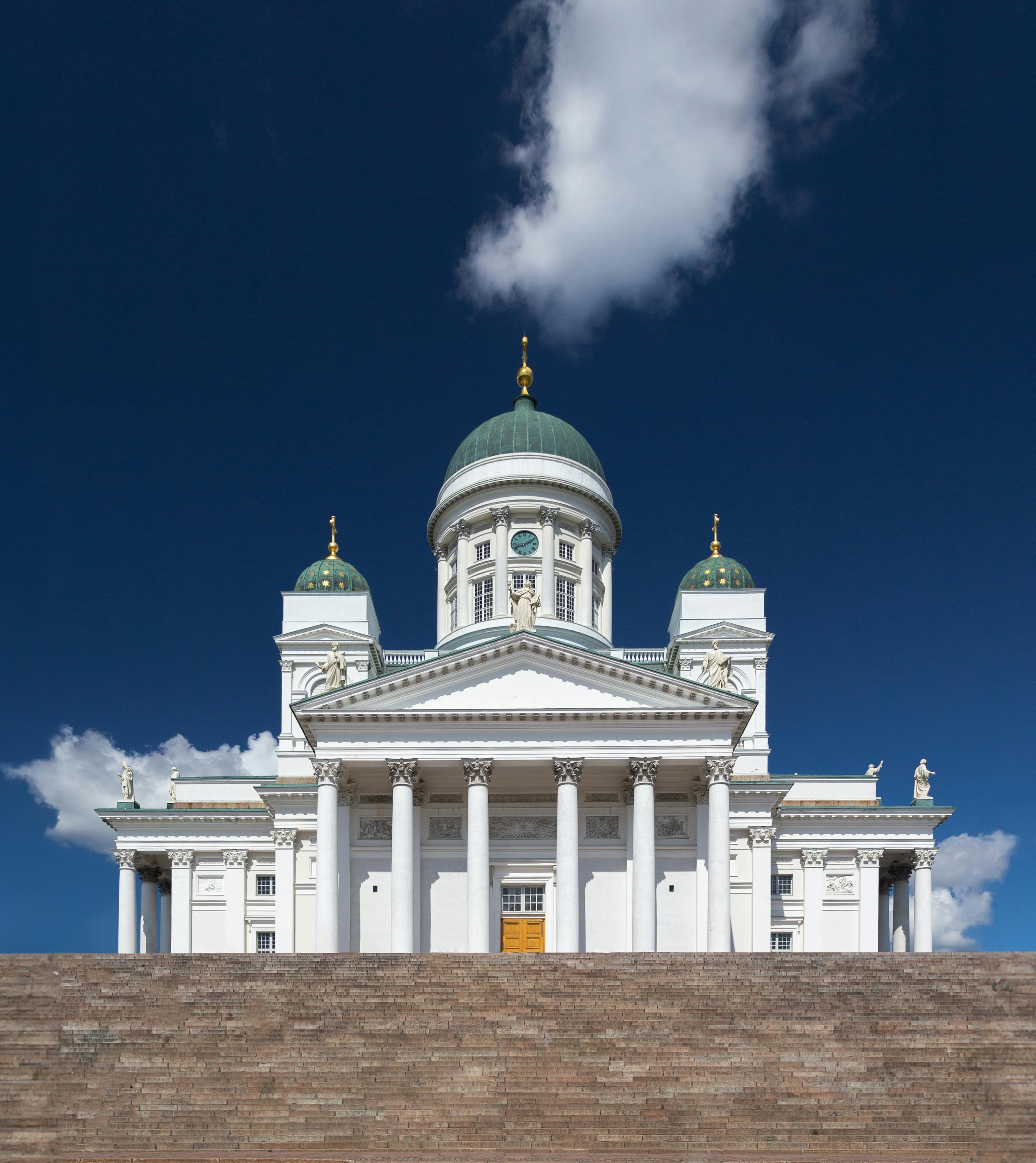 StayingBee Stories: A Short Stay and Lasting Memories in Helsinki 